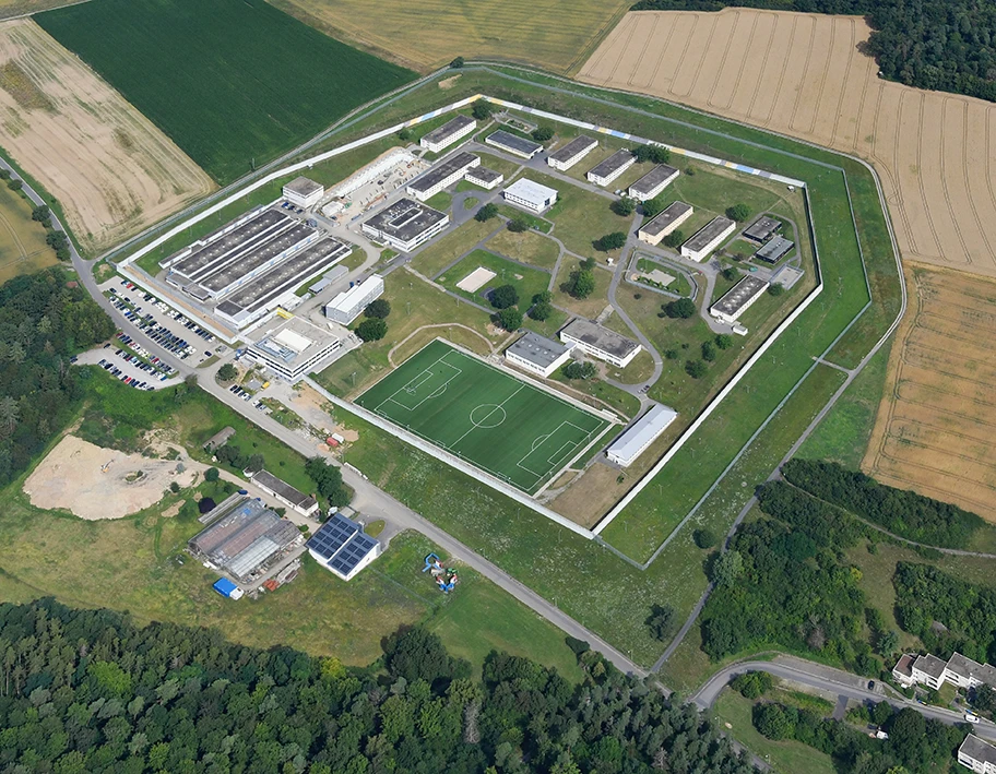Luftbild der Justizvollzugsanstalt Adelsheim.